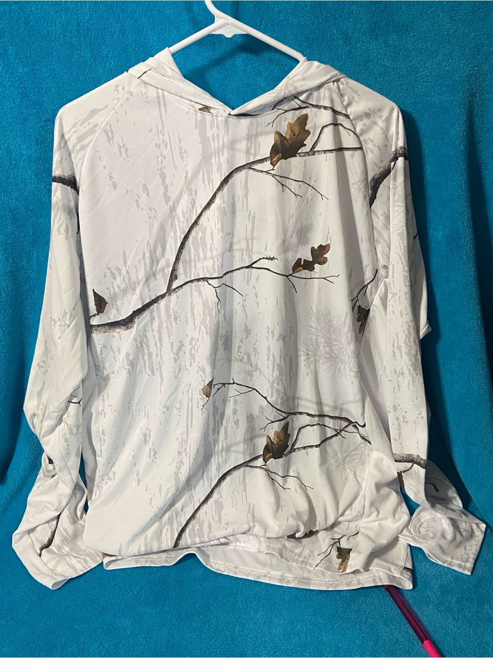 NWT Lightweight White Hooded Long-Sleeve Wonen’s Top